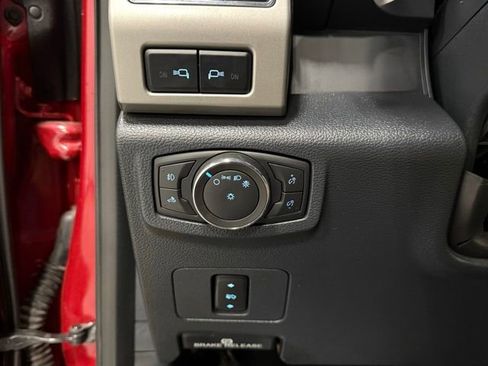 Certified 2022 Ford F450 Lariat w/ Lariat Value Package image 17