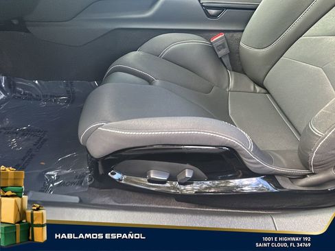 Used 2023 Chevrolet Corvette Stingray Coupe w/ Z51 Performance Package image 16