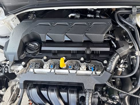 Certified 2023 Hyundai Venue SEL FWD image 37