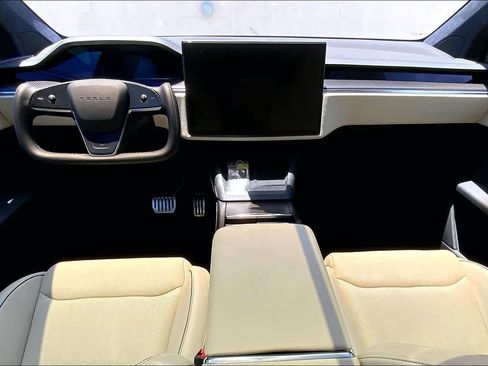 Used 2022 Tesla Model X Plaid AWD/4WD image 10