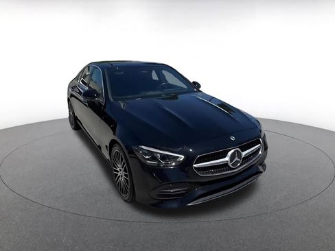 Used 2024 Mercedes-Benz C 300 Sedan image 3
