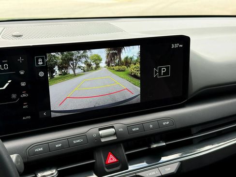 Used 2025 Kia K4 EX FWD image 38