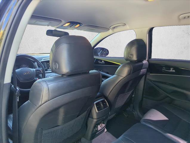 Used 2019 Kia Sorento S FWD image 23