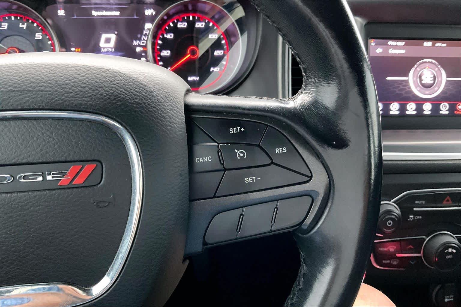 Used 2019 Dodge Charger SXT RWD image 23