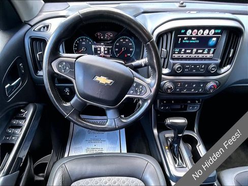 Used 2018 Chevrolet Colorado Z71 w/ Z71 Midnight Edition AWD/4WD image 3