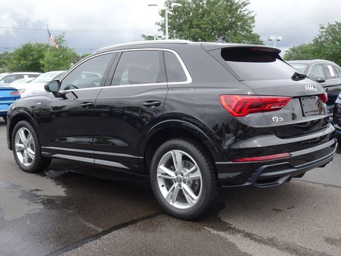 Used 2020 Audi Q3 2.0T Premium Plus w/ Premium Plus Package AWD/4WD image 3