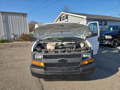 Used 2007 Chevrolet Express 2500 RWD image 30