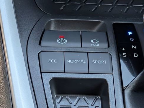 Used 2024 Toyota RAV4 LE FWD image 16