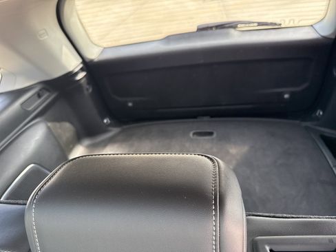 Used 2022 Jeep Grand Cherokee Limited image 24