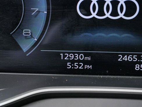 Used 2023 Audi Q5 2.0T Premium Plus w/ Premium Plus Package AWD/4WD image 12