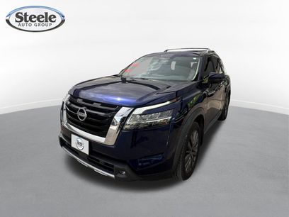 Used 2022 Nissan Pathfinder SL w/ SL Premium Package