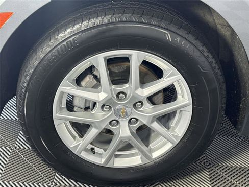 Used 2023 Chevrolet Equinox LT image 10