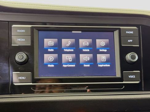 Used 2021 Volkswagen Jetta S w/ Driver Assistance Package image 29