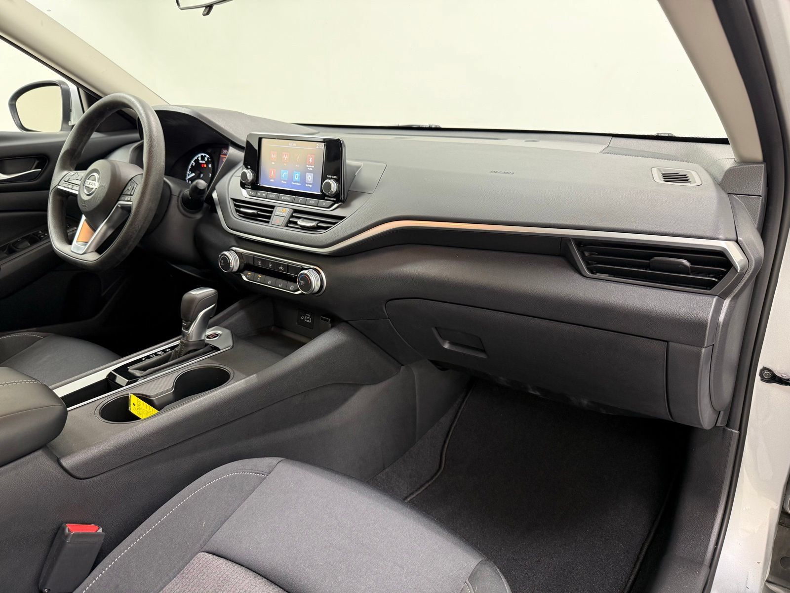 Used 2022 Nissan Altima 2.5 S FWD image 23