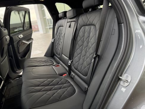 Used 2026 BMW X5 xDrive40i w/ M Sport Package image 13