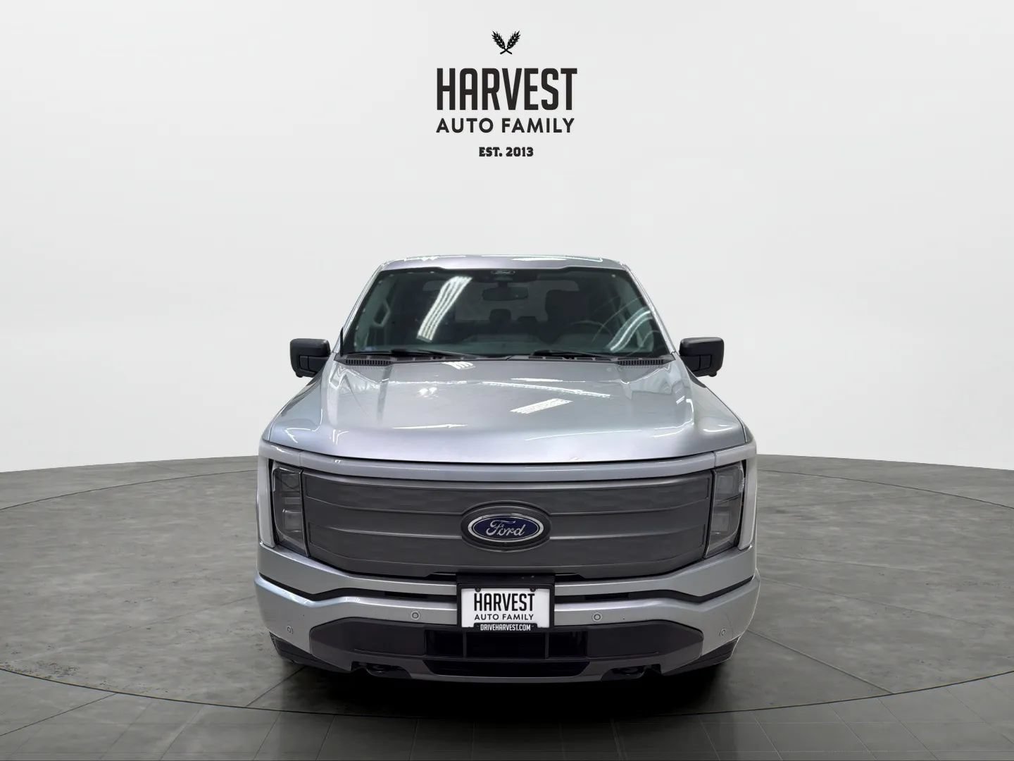 Used 2022 Ford F150 Lightning XLT AWD/4WD image 11