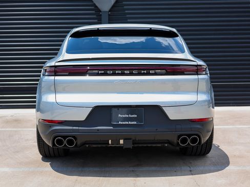 New 2025 Porsche Cayenne S image 6