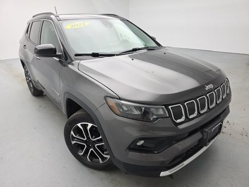 Used 2022 Jeep Compass Limited w/ Sun and Sound Group AWD/4WD image 4