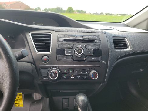 Used 2014 Honda Civic LX image 15