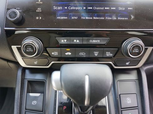 Used 2021 Honda CR-V Touring image 12