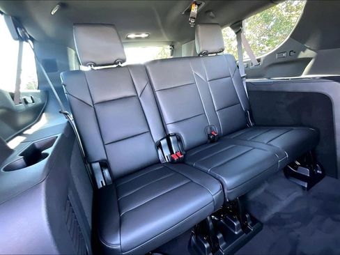 New 2026 Cadillac Escalade ESV 2WD w/ LPO, Floor Liner Package image 28