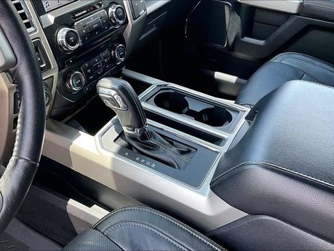 Used 2017 Ford F150 Lariat w/ Equipment Group 501A Mid AWD/4WD image 18