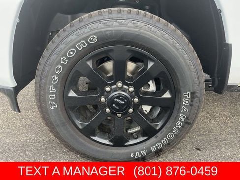 New 2026 RAM 2500 Big Horn AWD/4WD image 9