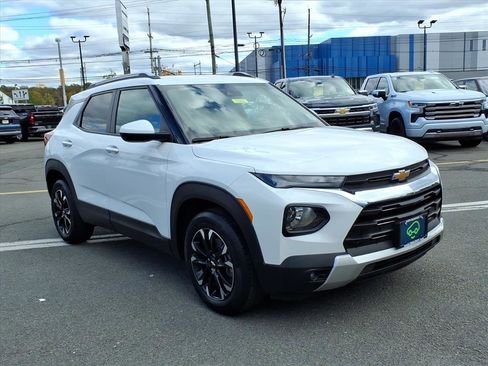 Certified 2023 Chevrolet TrailBlazer LT image 1