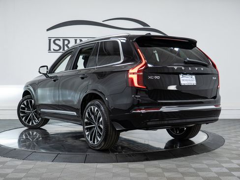 New 2026 Volvo XC90 B6 Plus w/ Protection Package Premier image 29