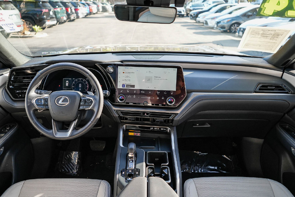 Used 2024 Lexus TX 350 FWD w/ Cold Weather Package image 10