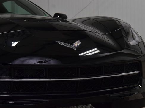 Used 2016 Chevrolet Corvette Stingray Convertible w/ Battery Protection Package image 11
