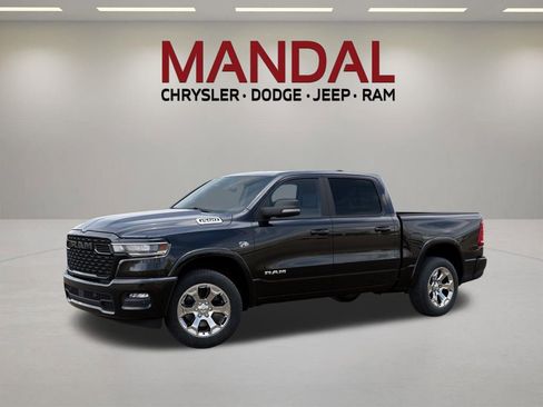 New 2026 RAM 1500 2WD Crew Cab image 2