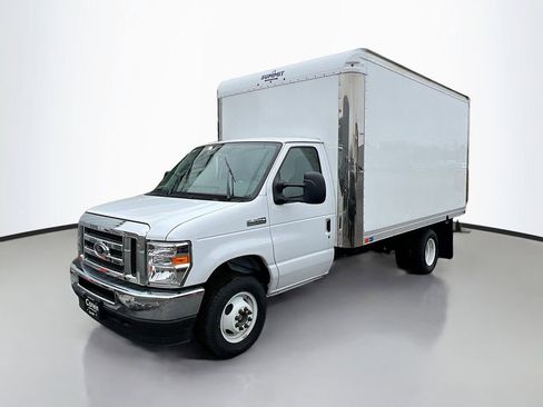 New 2025 Ford E-350 and Econoline 350 Super Duty w/ Interior Upgrade Package image 5