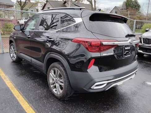 Used 2021 Kia Seltos S image 3