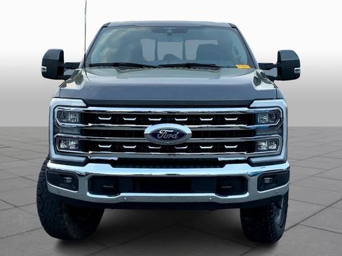 Used 2023 Ford F250 Lariat w/ Lariat Ultimate Package AWD/4WD image 3