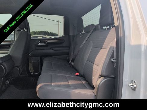 Used 2024 Chevrolet Silverado 1500 LT AWD/4WD image 17