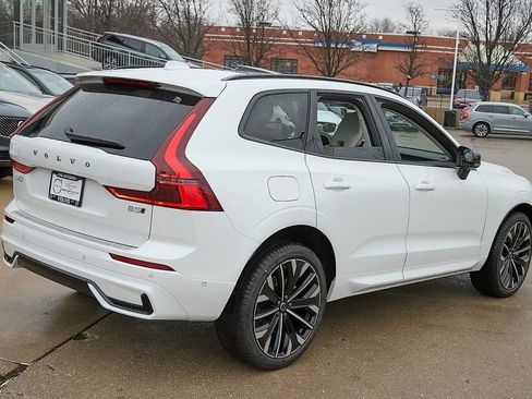 New 2026 Volvo XC60 B5 Ultra w/ Protection Package Premier image 8
