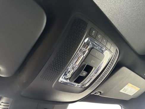 Used 2025 Mercedes-Benz GLB 250 4MATIC image 72