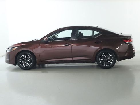 Certified 2025 Nissan Sentra SV FWD image 40