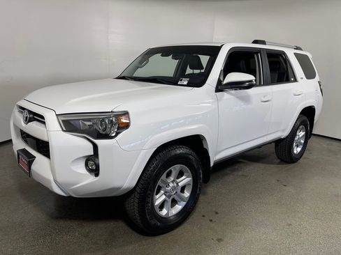 Certified 2023 Toyota 4Runner SR5 Premium w/ Moonroof Package image 7