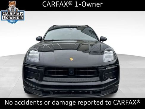 Used 2023 Porsche Macan AWD/4WD image 2