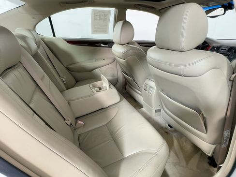 Used 2004 Lexus ES 330 image 27