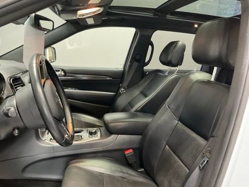 Used 2019 Jeep Grand Cherokee High Altitude AWD/4WD image 15