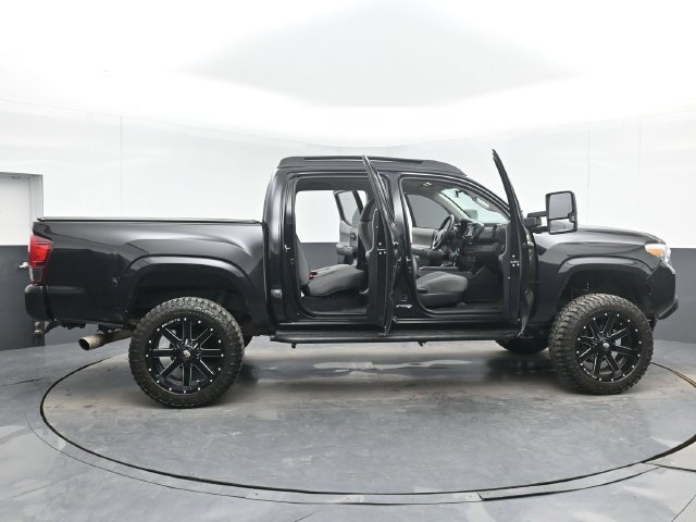 Used 2021 Toyota Tacoma SR AWD/4WD image 49