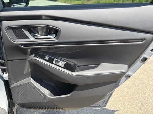 Used 2025 Honda Accord Touring image 15