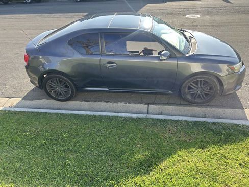 Used 2011 Scion tC image 9