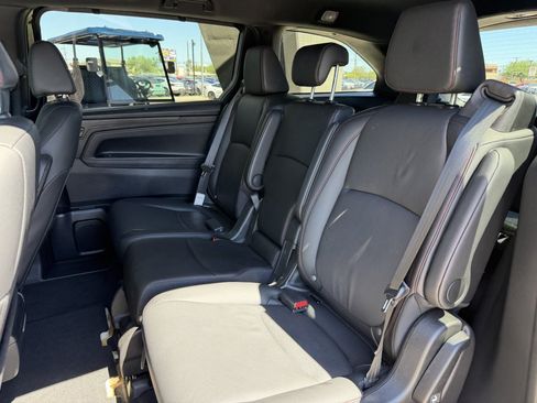 Used 2025 Honda Odyssey Sport-L image 34