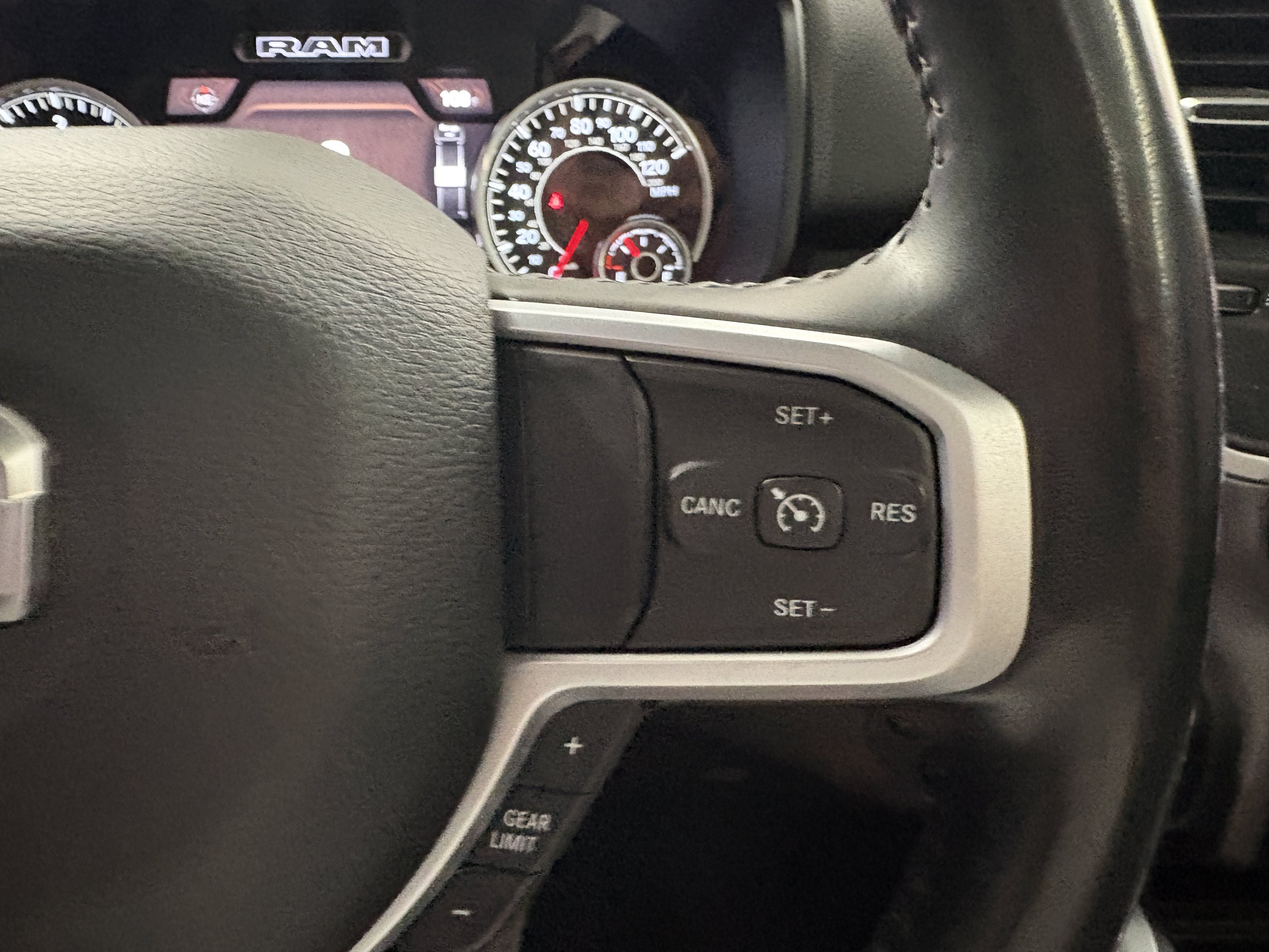 Used 2023 RAM 1500 Big Horn AWD/4WD image 27
