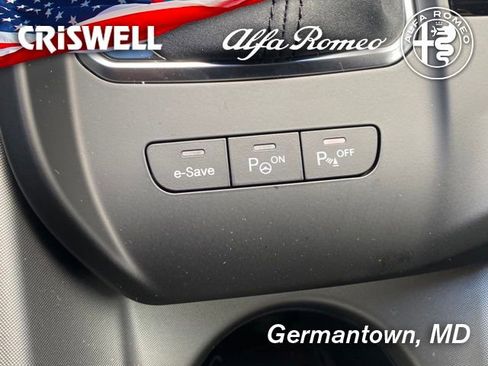 New 2024 Alfa Romeo Tonale Veloce image 31