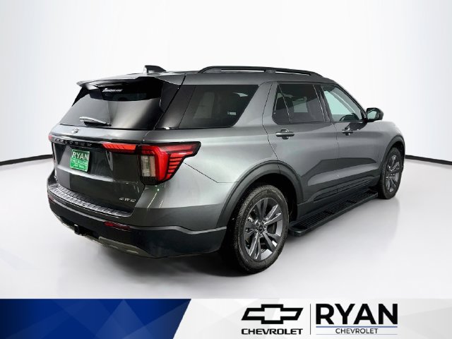 Used 2026 Ford Explorer Active w/ Active Comfort Package AWD/4WD image 7